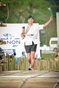 BIB: 8152
                            <button type="button" onclick="openModal(19220347)" class="btn btn-primary btn-sm float-right btn-popup" data-toggle="modal" data-target=".modal-high-quality">
                        <i class="fas fa-shopping-cart"></i> Add to Cart
                    </button>
                                            <button type="button" onclick="isThisMe(19220347, true)" class="btn btn-success btn-sm float-right btn-popup btn-isme hidden" data-toggle="tooltip" data-placement="bottom" title="นี่คือรูปของคุณใช่ไหม คลิกที่นี่เพื่อเอาเข้าอัลบั้ม">
                        <i class="fas fa-plus"></i> Add to album
                    </button>
                    <button type="button" onclick="isThisMe(19220347, false)" class="btn btn-warning btn-sm float-right btn-popup btn-isnotme hidden">
                        <i class="fas fa-ban"></i> Remove from album
                    </button>